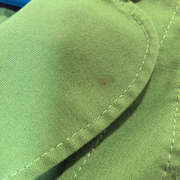 Unusual green jacket - Picture 7 of 7